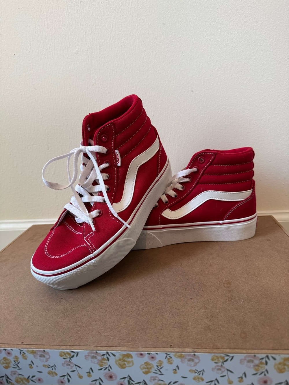 Vans Red Canvas High Top Sneakers with White Accents Women’s 7